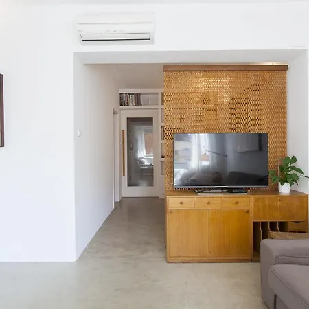 Apartment Eixample Hospital Clinic